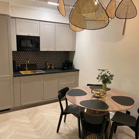 Lans Luxury Apartment